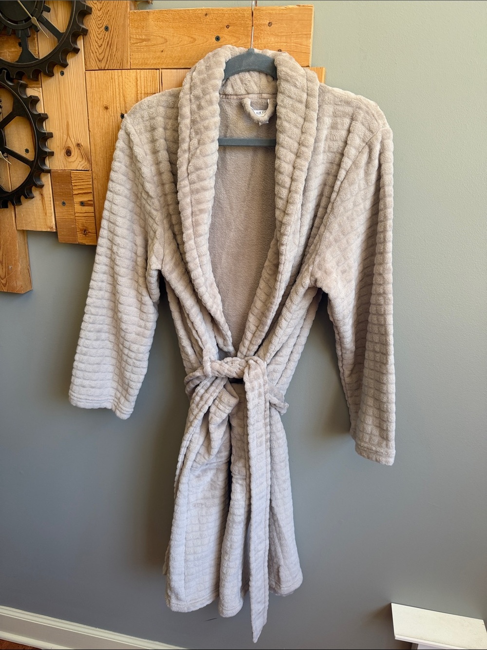 Plush Collar Bath Robe in Light Taupe